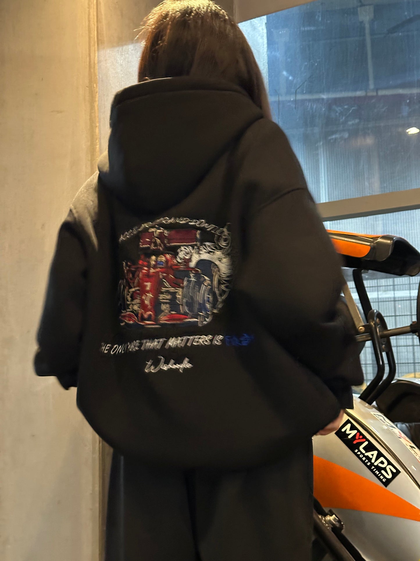 Sweat à capuche ample noir surdimensionné F1